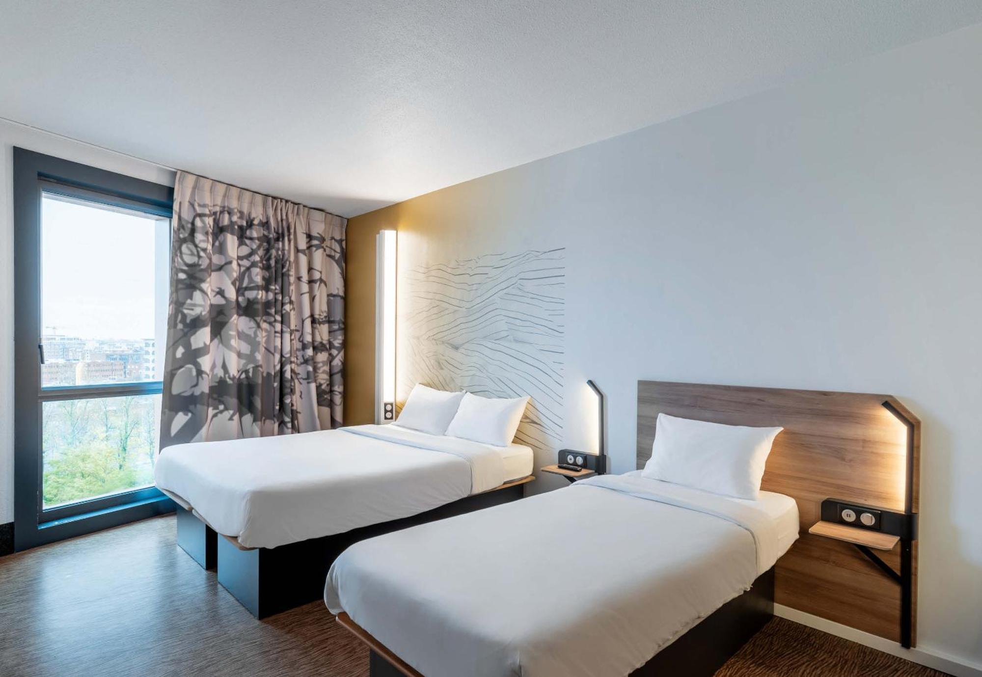 B&B Hotel Lille Grand Stade Вильнёв-д'Аск Экстерьер фото