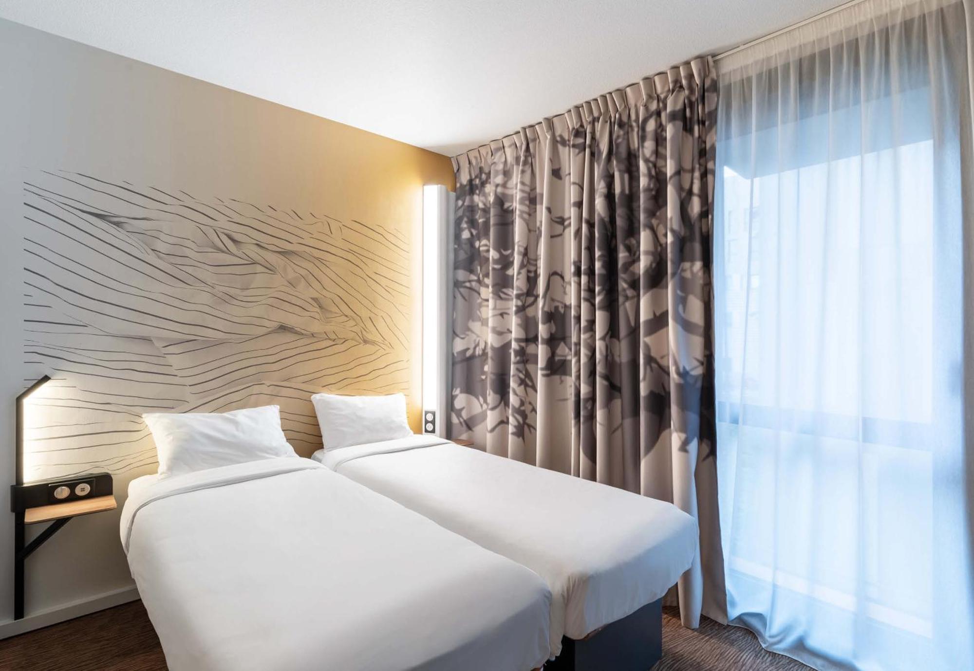 B&B Hotel Lille Grand Stade Вильнёв-д'Аск Экстерьер фото
