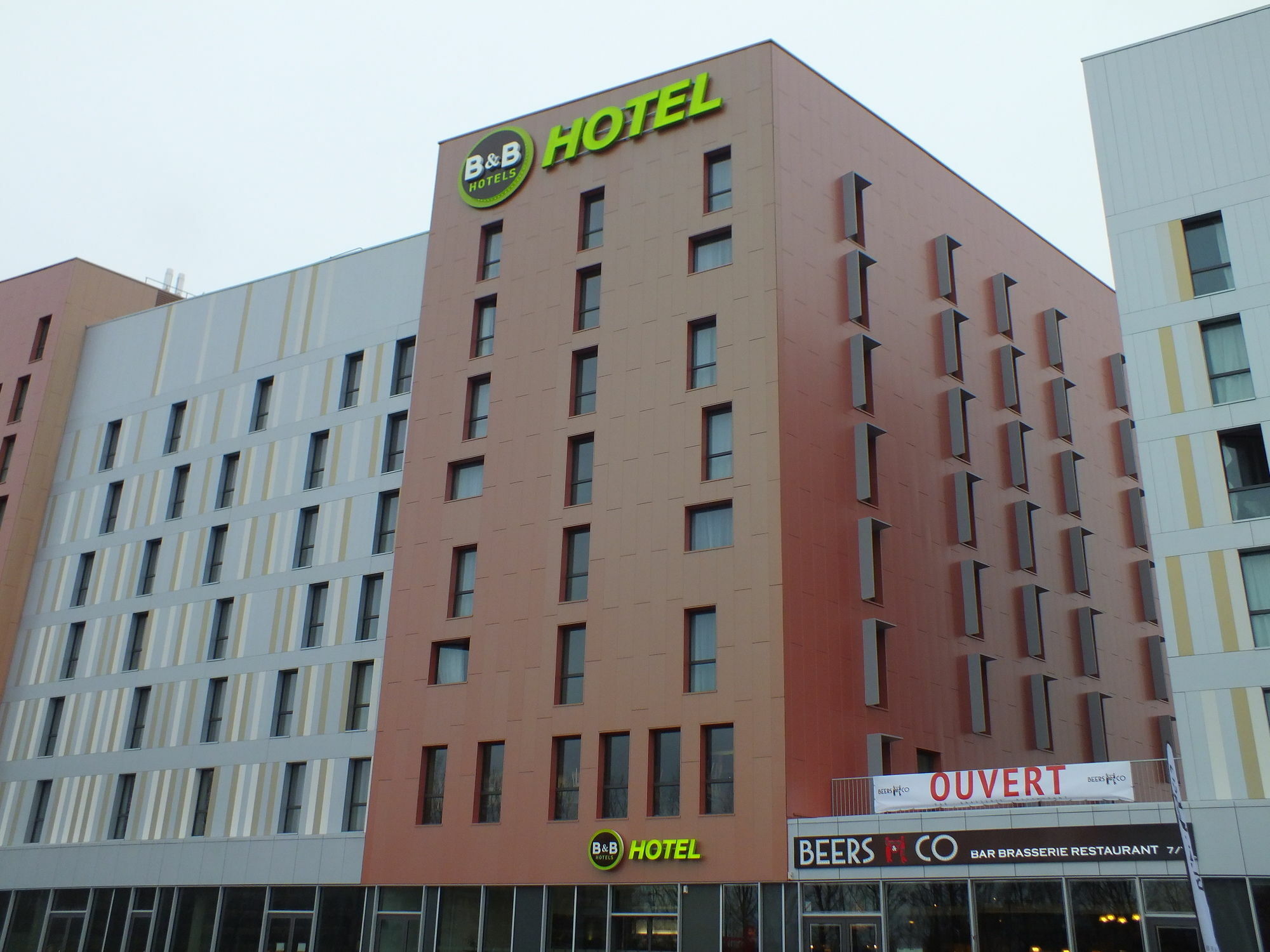 B&B Hotel Lille Grand Stade Вильнёв-д'Аск Экстерьер фото