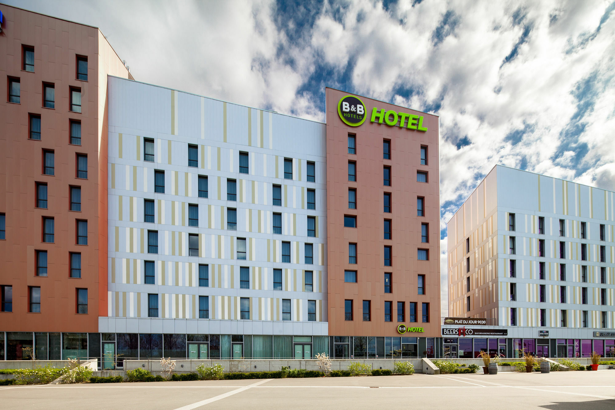 B&B Hotel Lille Grand Stade Вильнёв-д'Аск Экстерьер фото